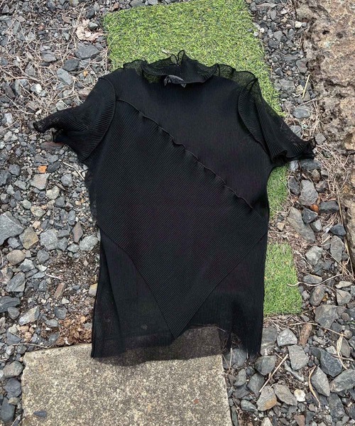 kotohayokozawa（コトハヨコザワ）の「【kotohayokozawa/コトハヨコザワ】GHOST TODO TOP SHORTSLEEVE HIGHNECK +INNER/ゴーストトゥードゥショートスリーブハイネックインナー（Tシャツ/カットソー・レディース・ライトブルー/ブラック/ホワイト/ブルー・FREE）」の13枚目の写真