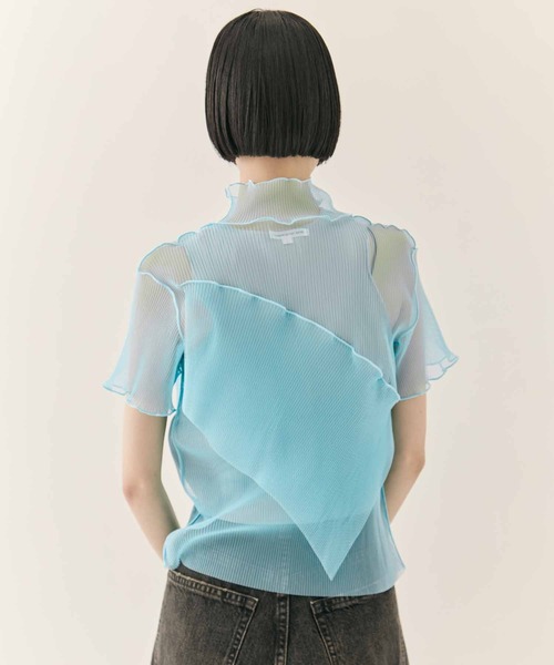 kotohayokozawa（コトハヨコザワ）の「【kotohayokozawa/コトハヨコザワ】GHOST TODO TOP SHORTSLEEVE HIGHNECK +INNER/ゴーストトゥードゥショートスリーブハイネックインナー（Tシャツ/カットソー・レディース・ライトブルー/ブラック/ホワイト/ブルー・FREE）」の6枚目の写真