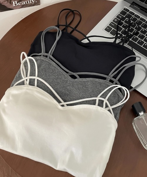 yuue' ( wear )(ユーイ)の「カップ付きクロスデザインキャミソール(キャミソール・レディース・ブラック/グレー/ホワイト・FREE)」の6枚目の写真