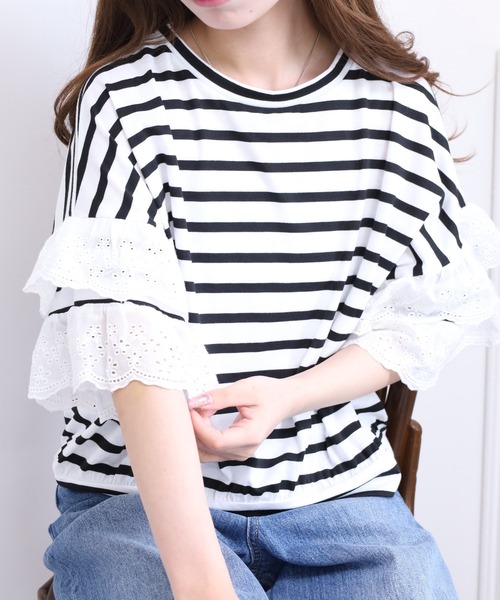 crossi(クロッシー)の「袖レース切替ボーダーカットソー クロップド プルオーバー(Tシャツ/カットソー・レディース・ブラック・FREE)」の5枚目の写真