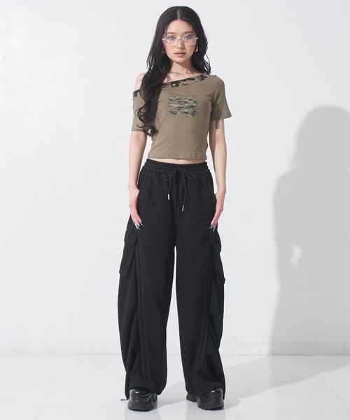 ANAP(アナップ)の「同色ライン カーゴ スウェットパンツ(スウェットパンツ・レディース・ピンク/グレー/ホワイト/ブラック・F)」の18枚目の写真