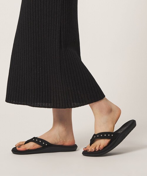 ISLAND SLIPPER（アイランドスリッパ）の「【別注】＜ISLAND SLIPPER＞ SP STD THONG（サンダル・レディース・ブラック・US5/US7/US6/US4）」の3枚目の写真