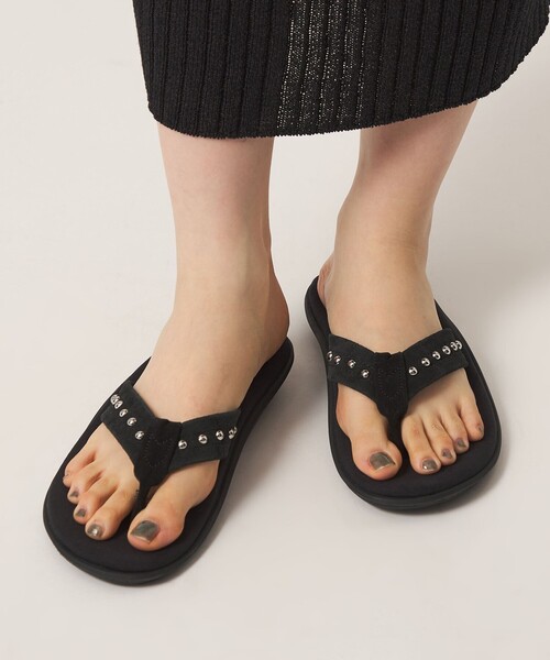 ISLAND SLIPPER（アイランドスリッパ）の「【別注】＜ISLAND SLIPPER＞ SP STD THONG（サンダル・レディース・ブラック・US5/US7/US6/US4）」の4枚目の写真
