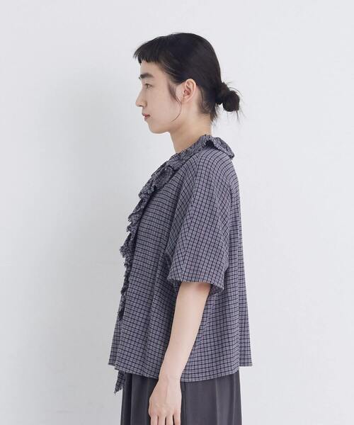conges payes ADIEU TRISTESSE(コンジェ ペイエ アデュートリステス)の「ランダムフリルブラウス(シャツ/ブラウス・レディース・ブラウン/グレー系その他・38)」の10枚目の写真
