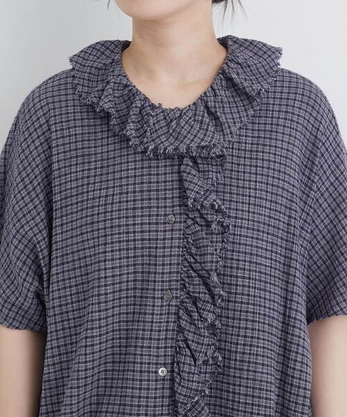 conges payes ADIEU TRISTESSE(コンジェ ペイエ アデュートリステス)の「ランダムフリルブラウス(シャツ/ブラウス・レディース・ブラウン/グレー系その他・38)」の12枚目の写真