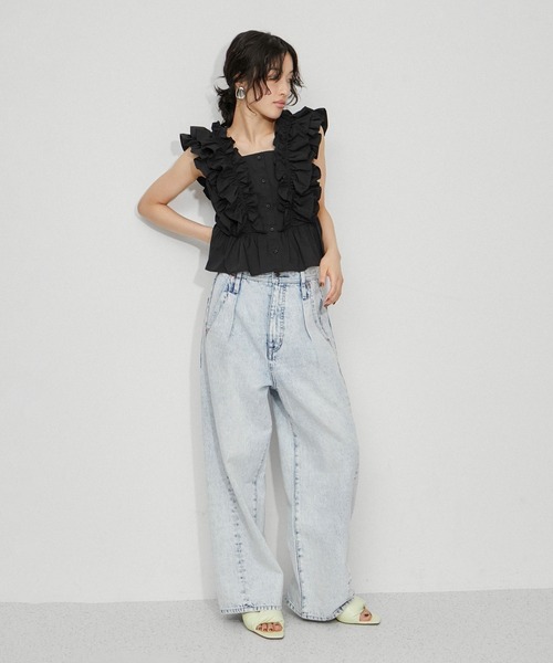 ADAM ET ROPE'（アダムエロペ）の「【サステナブル】・【定番】ペタルフリルブラウス（シャツ/ブラウス・レディース・サックスブルー/ブラック/ホワイト・FREE）」の21枚目の写真