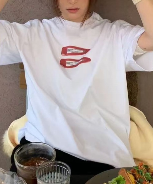 Vipoa（ヴィポア）の「CLIPグラフィックルーズTシャツ（Tシャツ/カットソー・レディース・ライトグレー/ホワイト/ブラック・FREE）」の15枚目の写真