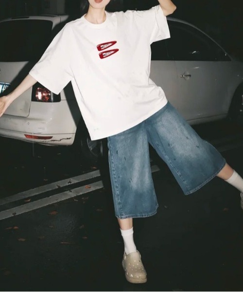 Vipoa（ヴィポア）の「CLIPグラフィックルーズTシャツ（Tシャツ/カットソー・レディース・ライトグレー/ホワイト/ブラック・FREE）」の6枚目の写真