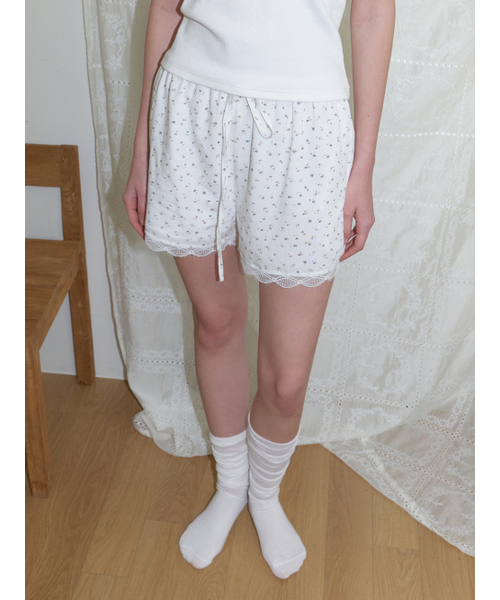 RE_L(リエル)の「Scene flower banding shorts (white)(その他パンツ・レディース・その他・SMALL/MEDIUM)」の3枚目の写真