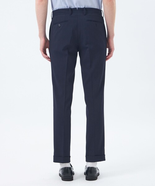 MACKINTOSH PHILOSOPHY（ﾏｯｷﾝﾄｯｼｭ ﾌｨﾛｿﾌｨｰ）の「トロッター ウルトラライトトラウザーズ ナローサッカーストライプ（その他パンツ・メンズ・ベージュ系その他2/ダークネイビー/ブラック・38/40）」の9枚目の写真