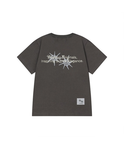COIRIS(コイリス)の「ローネックバックレタリング半袖Tシャツ(3カラー)(Tシャツ/カットソー・レディース・ダークグレー/カーキ/ブラック・FREE)」の2枚目の写真