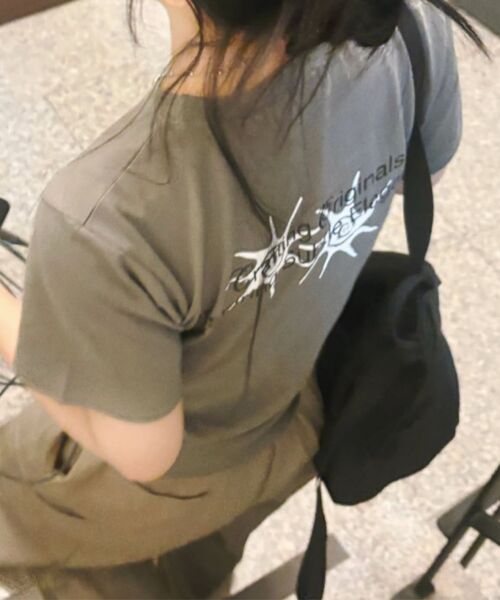COIRIS(コイリス)の「ローネックバックレタリング半袖Tシャツ(3カラー)(Tシャツ/カットソー・レディース・ダークグレー/カーキ/ブラック・FREE)」の17枚目の写真