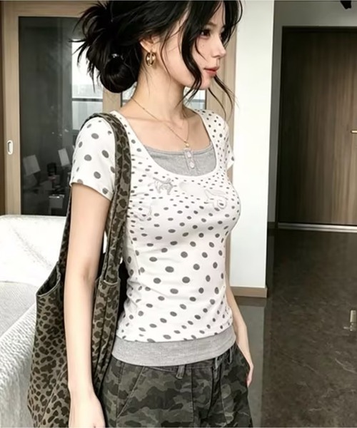 AsheKsha(アシクシャ)の「水玉模様のフェイク2ピース半袖Tシャツ(Tシャツ/カットソー・レディース・ホワイト・M)」の13枚目の写真