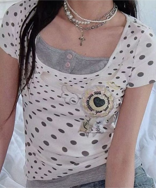 AsheKsha(アシクシャ)の「水玉模様のフェイク2ピース半袖Tシャツ(Tシャツ/カットソー・レディース・ホワイト・M)」の6枚目の写真