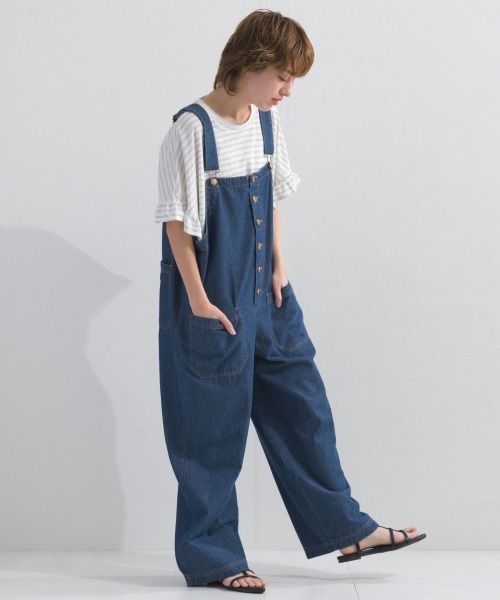 OMNES（オムネス）の「ウォッシュ加工 デニムサロペット（サロペット/オーバーオール・レディース・ブルー/キナリ/インディゴブルー・FREE）」の19枚目の写真