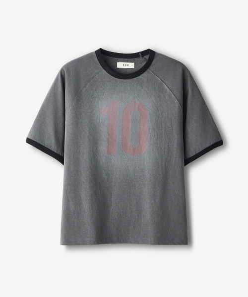 ECORR(エコル)の「ピグメントブラシ10クロップリンガーTシャツ_ブラック(Tシャツ/カットソー・レディース・その他・L/M/XL)」の4枚目の写真