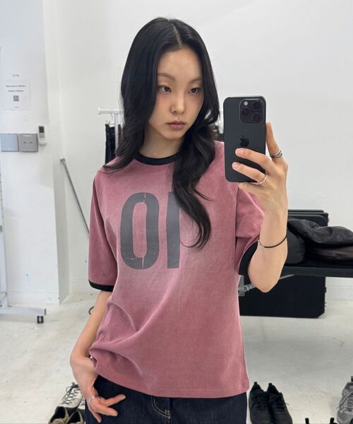 ECORR(エコル)の「ピグメントブラシ10クロップリンガーTシャツ_ブラック(Tシャツ/カットソー・レディース・その他・L/M/XL)」の2枚目の写真