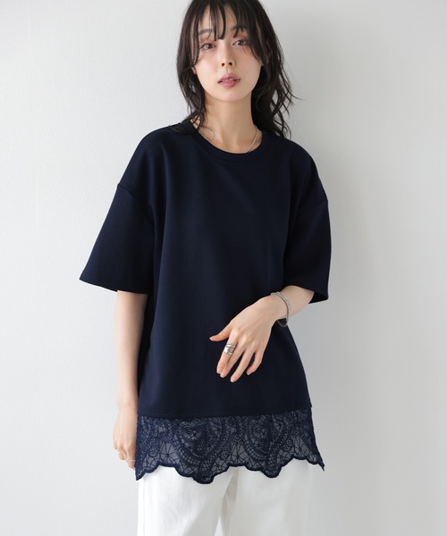 SUGAR BISKET(シュガービスケット)の「レースレイヤード プルオーバー(Tシャツ/カットソー・レディース・アイボリー/ブラック/ネイビー・フリー)」の3枚目の写真
