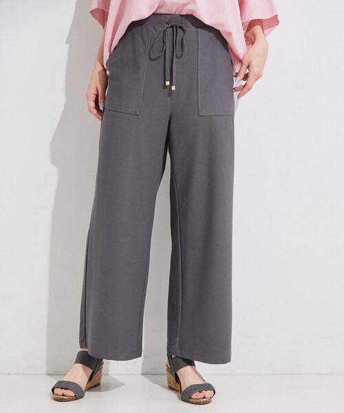 SHOO・LA・RUE（シューラルー）の「【ひんやり/S-LL/洗濯機可】さらりと涼しい ストレッチベイカーパンツ（その他パンツ・レディース・アイボリー/オリーブ/チャコールグレー・01/03/02/04）」の17枚目の写真