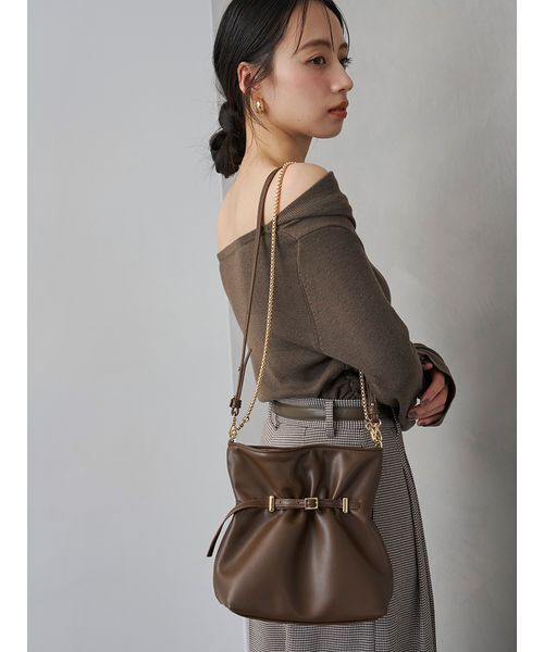 SNIDEL(スナイデル)の「ベルトディテール2wayショルダーバッグ(ショルダーバッグ・レディース・ブラウン/アイボリー/ベージュ・F)」の1枚目の写真