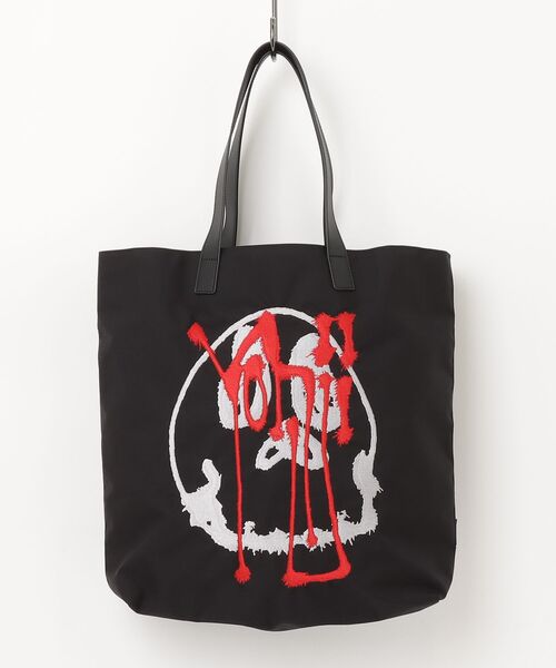 Y-3(ワイスリー)の「Y-3 CHITO GRAPHIC TOTE(トートバッグ・メンズ・ブラック・ONE SIZE)」の4枚目の写真