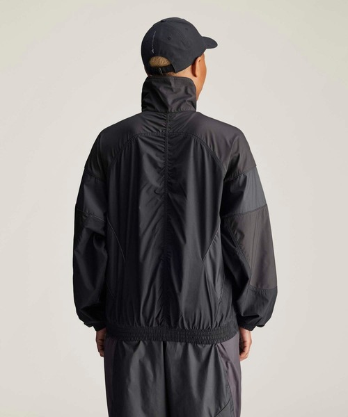 adidas by Stella McCartney(アディダスバイステラマッカートニー)の「adidas by Stella McCartney トラックトップ / アディダス adidas(ジャージ・レディース・グレー・XX-LARGE/LARGE/MEDIUM/SMALL/X-LARGE/X-SMALL)」の2枚目の写真