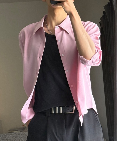 EMMA CLOTHES(エマクローズ)の「hard twist compact long sleeve regular collar shirt/ハードツイストコンパクト長袖レギュラーカラーシャツ(速乾 UV イージーケア)《ほりさん』コラボ》(シャツ/ブラウス・メンズ・ピンク/サックスブルー/スミクロ/オフホワイト・M/S/L)」の4枚目の写真