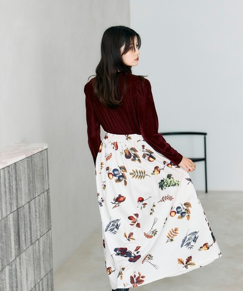 &. NOSTALGIA(アンドドットノスタルジア)の「シアーベロアカットソー(Tシャツ/カットソー・レディース・ネイビー/ボルドー・M)」の4枚目の写真