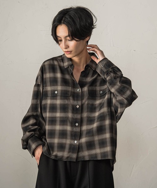 MAYSON GREY(メイソングレイ)の「オンブレチェックドルマンシャツ(シャツ/ブラウス・レディース・グリーン系その他/ダークベージュ・M)」の12枚目の写真