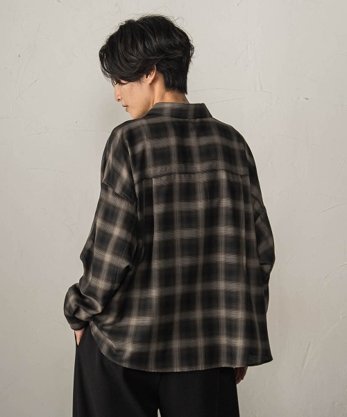 MAYSON GREY(メイソングレイ)の「オンブレチェックドルマンシャツ(シャツ/ブラウス・レディース・グリーン系その他/ダークベージュ・M)」の13枚目の写真