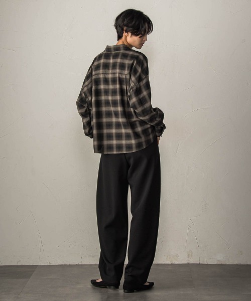 MAYSON GREY(メイソングレイ)の「オンブレチェックドルマンシャツ(シャツ/ブラウス・レディース・グリーン系その他/ダークベージュ・M)」の17枚目の写真