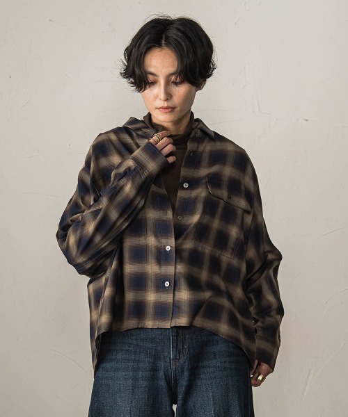 MAYSON GREY(メイソングレイ)の「オンブレチェックドルマンシャツ(シャツ/ブラウス・レディース・グリーン系その他/ダークベージュ・M)」の19枚目の写真