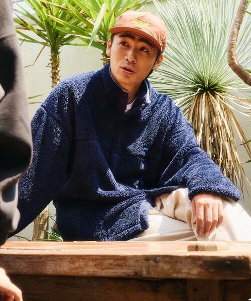 KAVU(カブー)の「KAVU/カブー 限定展開 KAVU×FREAK'S STORE / カブ― 別注 シャギー フリース ブルゾン(ブルゾン・メンズ・グレイッシュベージュ/ブラウン/ネイビー/ブラック・SMALL/MEDIUM/LARGE)」の4枚目の写真