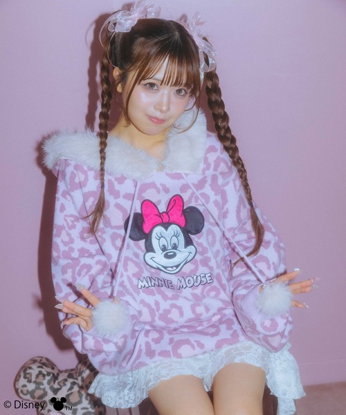 4GEEKS BY SPIRALGIRL(フォーギークスバイスパイラルガール)の「【Disney/ディズニー/ミニーマウス】レオパードニットフーディー(ニット/セーター・レディース・ベージュ/ピンク・FREE)」の1枚目の写真