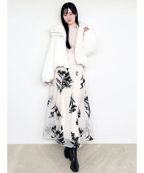 MERCURYDUO(マーキュリーデュオ)の「バルーンパテッドショートブルゾン(ブルゾン・レディース・オフホワイト/チャコールグレー・FREE)」の19枚目の写真