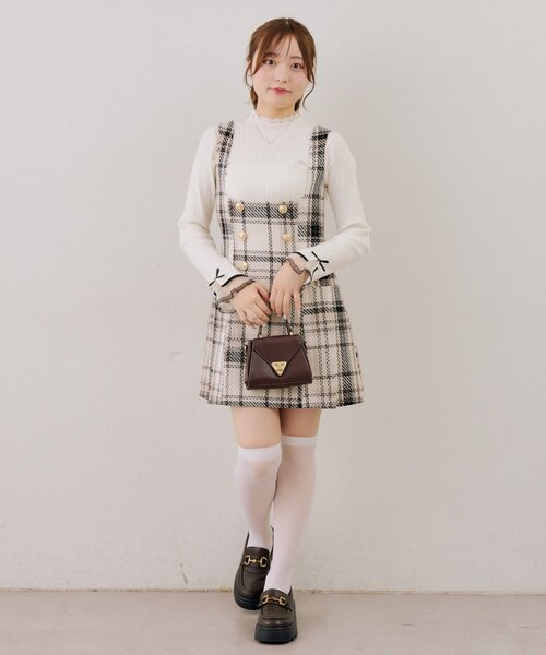 continuer de NICE CLAUP(コンティニューデナイスクラップ)の「バックレースアップミニワンピース(ワンピース・レディース・アイボリー/ネイビー/ブラック・FREE)」の4枚目の写真