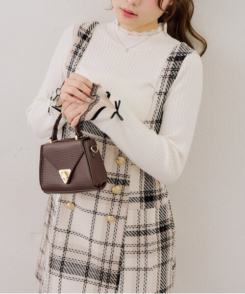 continuer de NICE CLAUP(コンティニューデナイスクラップ)の「バックレースアップミニワンピース(ワンピース・レディース・アイボリー/ネイビー/ブラック・FREE)」の11枚目の写真