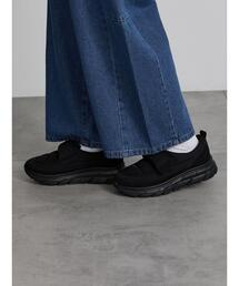 パデッドベルトスニーカー《S／XL WEB限定サイズ》