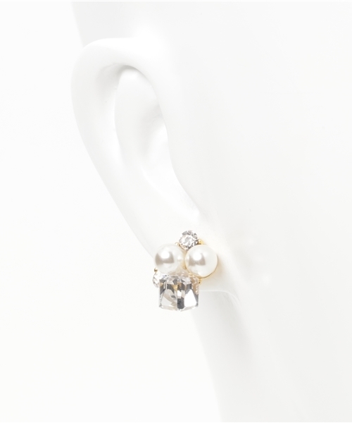 rienda（リエンダ）の「mixビジューピアス（ピアス（両耳用）・レディース・ゴールド・FREE）」の4枚目の写真