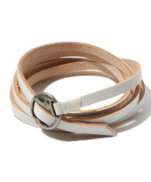 URBAN RESEARCH（アーバンリサーチ）の「DOORS レザーブレスレット（ブレスレット・メンズ・ブラック/ホワイト/ブラウン/レッド/オリーブ/チョコ・FREE）」の2枚目の写真