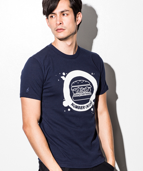 NUMBER (N)INE DENIM(ナンバーナインデニム)の「NUMBER (N)INE DENIM(ナンバーナインデニム)バーガーグラフィックTシャツ(Tシャツ/カットソー・メンズ・ネイビー/ブラック/グレー/ホワイト・MEDIUM/SMALL/LARGE)」の4枚目の写真