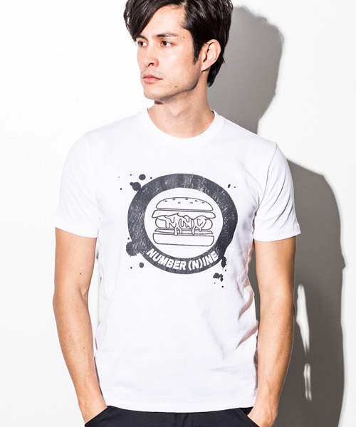 NUMBER (N)INE DENIM(ナンバーナインデニム)の「NUMBER (N)INE DENIM(ナンバーナインデニム)バーガーグラフィックTシャツ(Tシャツ/カットソー・メンズ・ネイビー/ブラック/グレー/ホワイト・MEDIUM/SMALL/LARGE)」の2枚目の写真