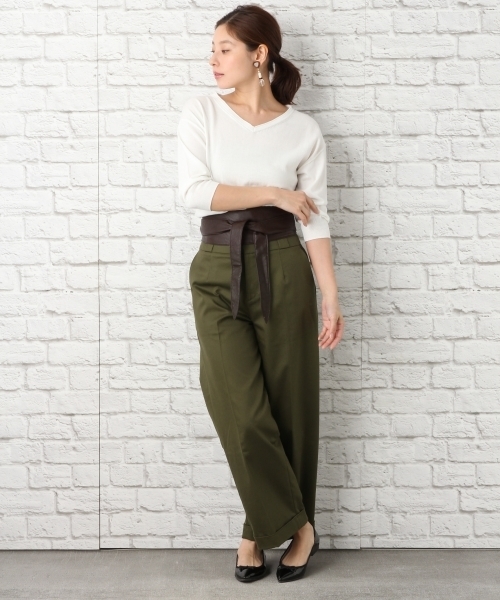 LEPSIM（レプシィム）の「【洗濯機で洗えるニット】12GマシーンウォッシャブルVネックプルオーバー７S 739423（ニット/セーター・レディース・トップグレー/ダークネイビー/レッド/オフホワイト・LARGE/MEDIUM）」の5枚目の写真