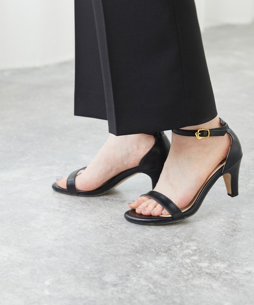 menue（メヌエ）の「7cmヒール アンクルストラップサンダル（サンダル・レディース・ブラック系その他2/その他/レッド系その他2/ブラック系その他/レッド/ダークグリーン/グレー/その他1/ベージュ/ダークブルー/パイソン/モカ/イエロー/グレー系その他/ピンクベージュ/ベージュ系その他/シルバー/ブラック/グレイッシュベージュ/ブラウン系その他/マジェンタ/ホワイト/シルバー系その他/ラベンダー・L/M/S/LL/3L/SS）」の1枚目の写真