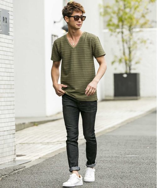 ADMIX/ATELIER SAB MEN（アドミックスアトリエサブメン）の「ピンタック ジャガード ボーダー ／ Vネック Tシャツ（半袖）（Tシャツ/カットソー・メンズ・ブラック/カーキ/オフホワイト/ネイビー/ブルー系その他/ブラック系その他・50/48/52）」の19枚目の写真