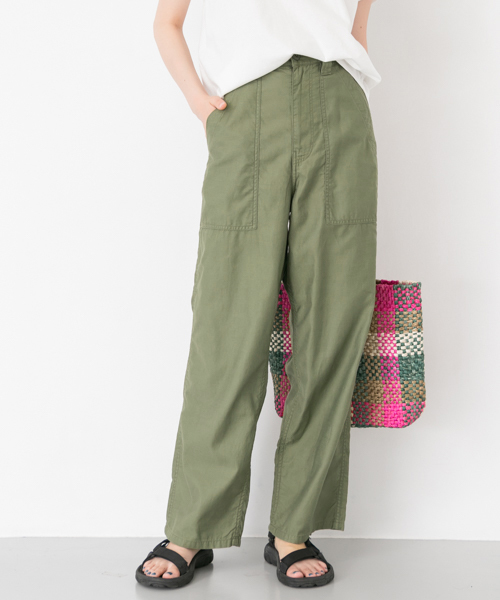 GUNG HO（ガンホー）の「GUNG HO 別注ハイウエストベイカーパンツ（その他パンツ・レディース・ベージュ/カーキ・36/38）」の2枚目の写真