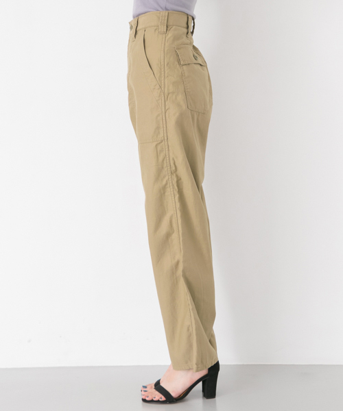 GUNG HO（ガンホー）の「GUNG HO 別注ハイウエストベイカーパンツ（その他パンツ・レディース・ベージュ/カーキ・36/38）」の7枚目の写真