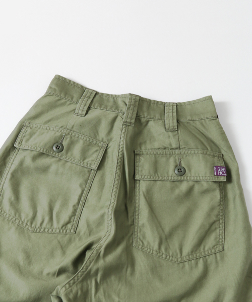 GUNG HO（ガンホー）の「GUNG HO 別注ハイウエストベイカーパンツ（その他パンツ・レディース・ベージュ/カーキ・36/38）」の3枚目の写真