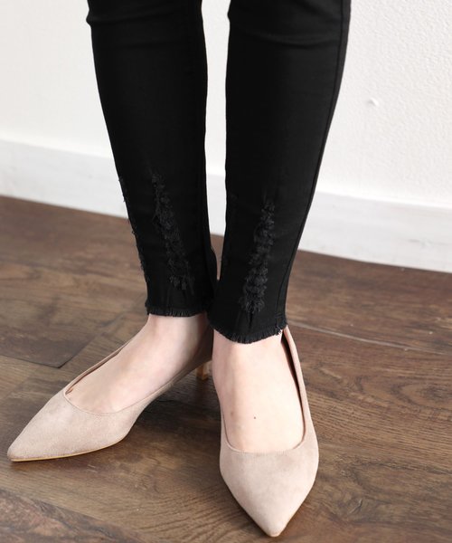 classicalelf(クラシカルエルフ)の「裾フリンジの美脚フレイドローライズスキニーデニム&チノパンツ(フルレングス)(デニムパンツ・レディース・サックスブルー/インディゴブルー/ブラック/ダークインディゴブルー/グレー/ライトグレー・27/32/31/29/28/30/26)」の15枚目の写真