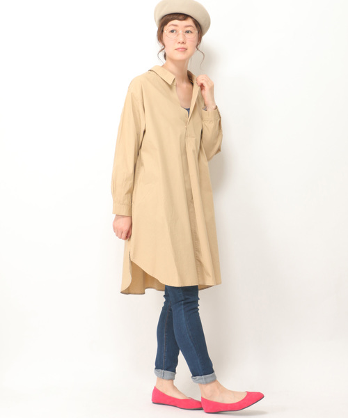 LBC（エルビーシー）の「タイプライタースキッパーワンピース          （ワンピース・レディース・ホワイト/イエロー/ベージュ・MEDIUM/LARGE）」の3枚目の写真